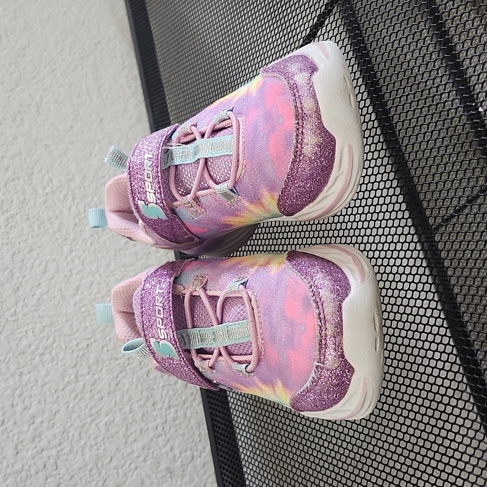 Sketchers sport girl's shoes size 12